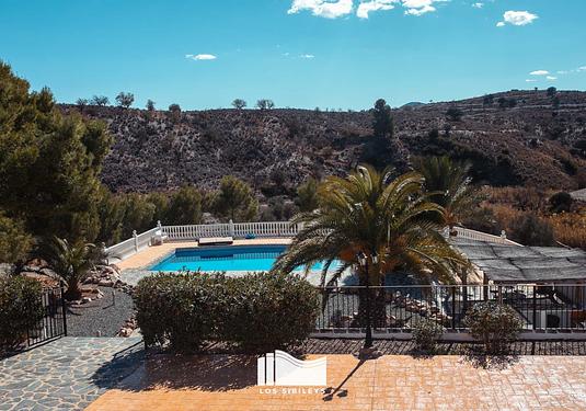 Country house in Lorca