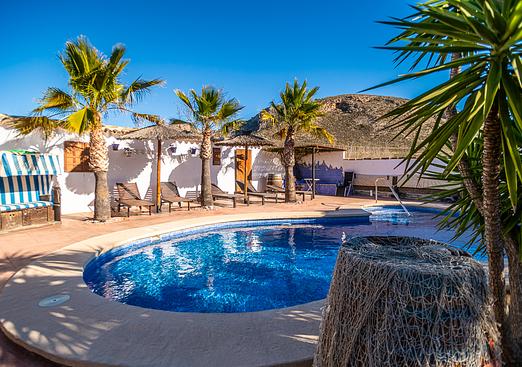 Commercial in Hondón de las Nieves