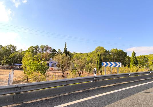 Country house in Yecla