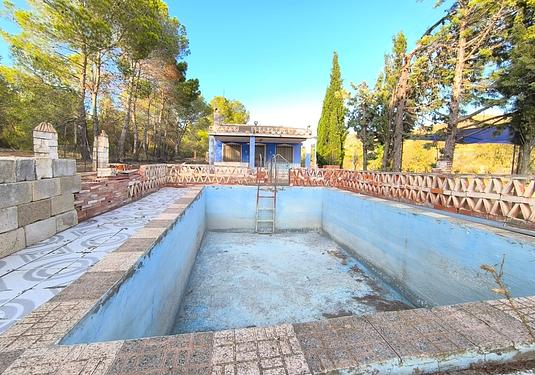 Country house in Yecla