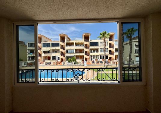 Apartment in Orihuela Costa