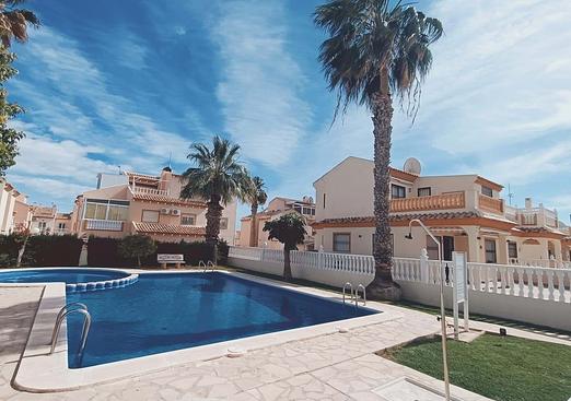 Quad villa in Playa Flamenca
