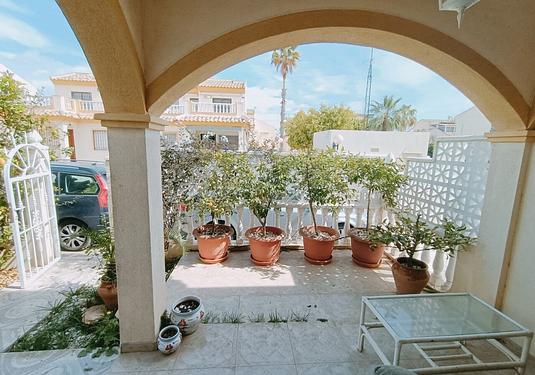 Quad villa in Playa Flamenca