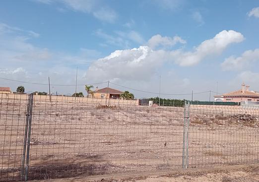 Land in Los Montesinos