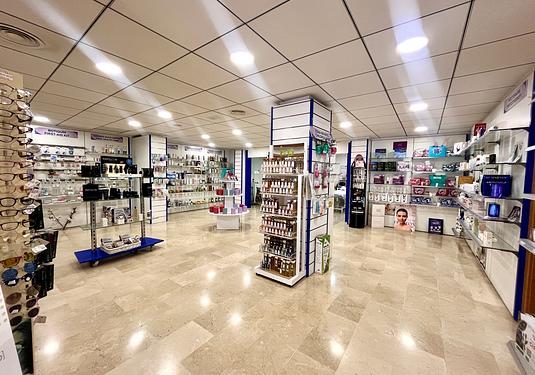 Commercial in Villamartin