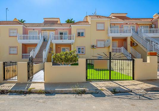 Apartment in San Miguel de Salinas