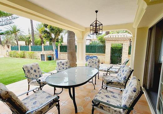 Villa in Orihuela Costa