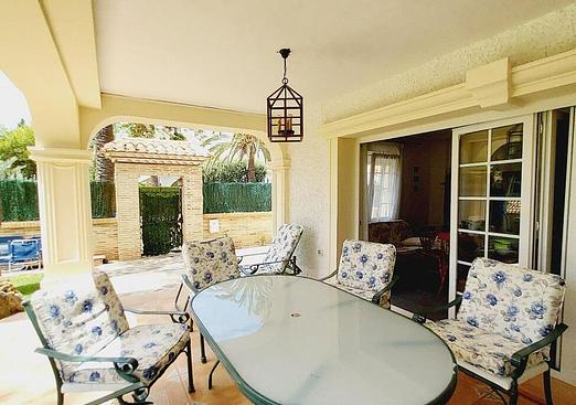 Villa in Orihuela Costa