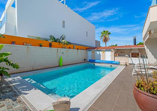 Villa in Benijofar