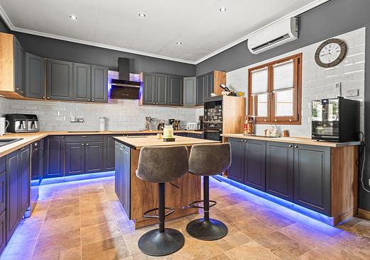 Country house in Torremendo