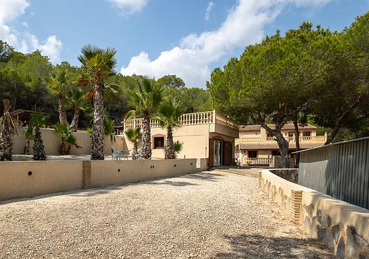 Country house in Torremendo