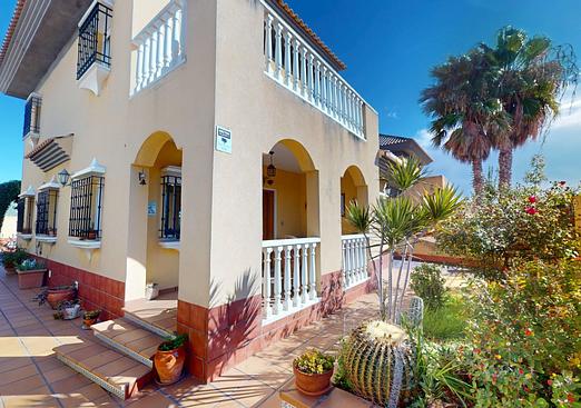 Semi detached in Los Alcazares