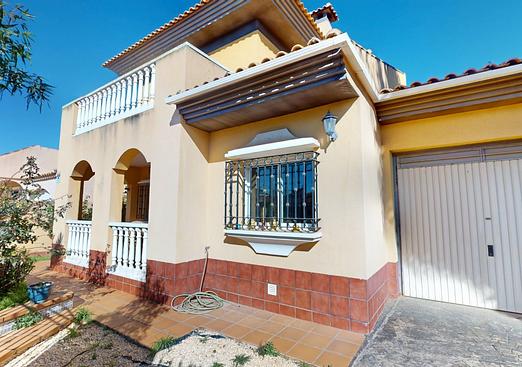 Semi detached in Los Alcazares