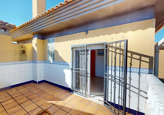 Semi detached in Los Alcazares