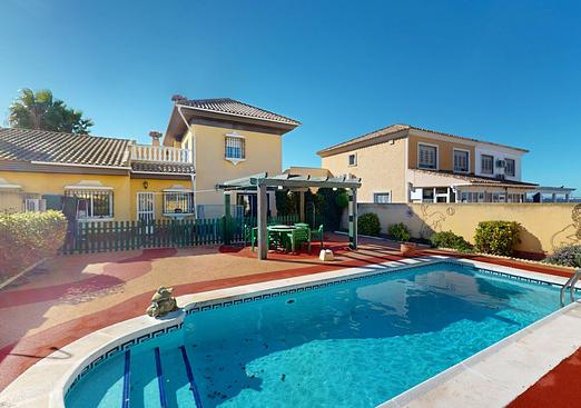 Semi detached in Los Alcazares