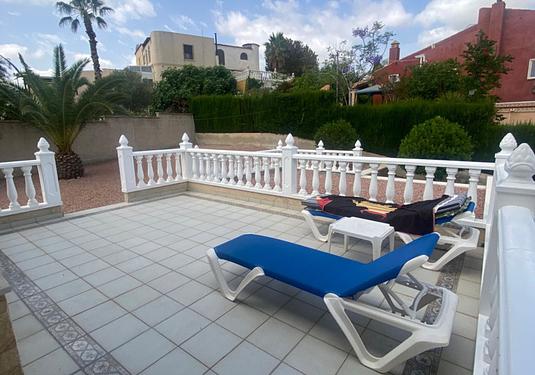 Villa in Algorfa