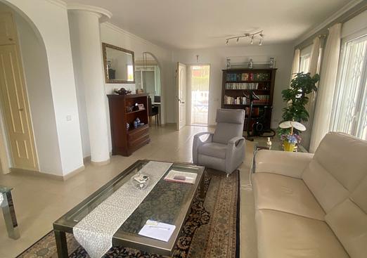 Villa in Algorfa