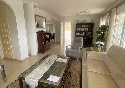 Villa in Algorfa