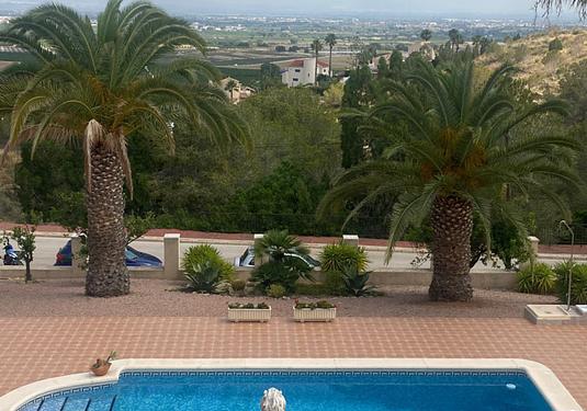 Villa in Algorfa