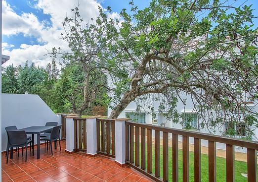 Villa in Lauro Golf
