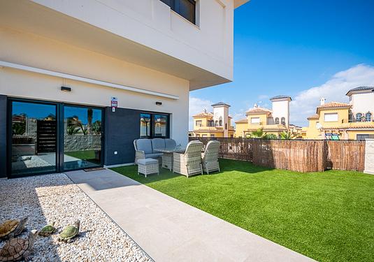 Apartment in Algorfa