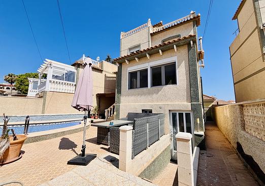 Villa in San Miguel de Salinas