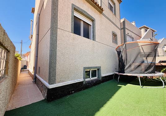 Villa in San Miguel de Salinas