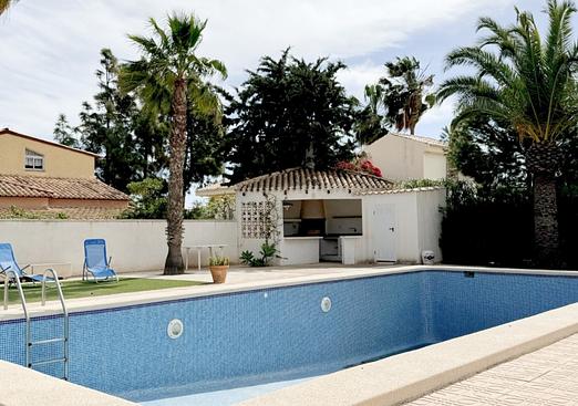 Villa in Orihuela Costa