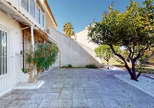Apartment in Orihuela Costa
