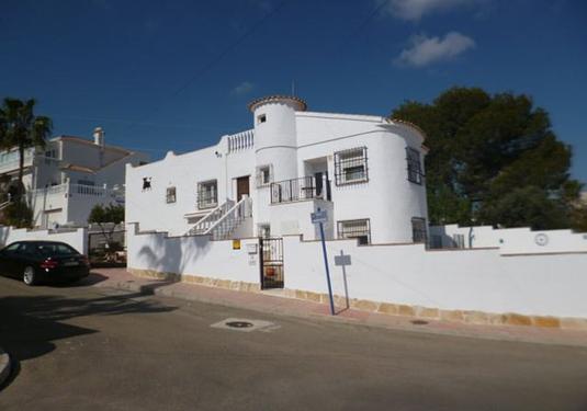 Villa in Villamartin