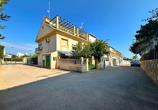 Town house in Orihuela Costa