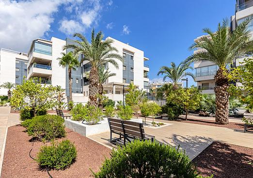 Apartment in Orihuela Costa