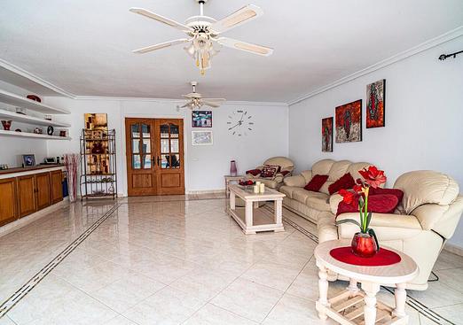 Villa in Orihuela
