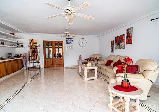 Villa in Orihuela