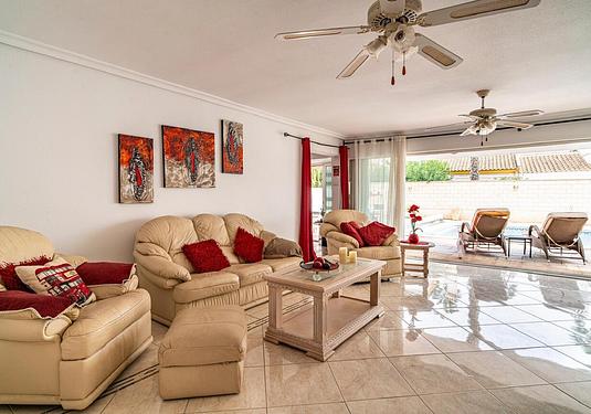 Villa in Orihuela