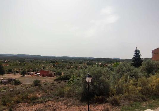 Commercial in Ayora