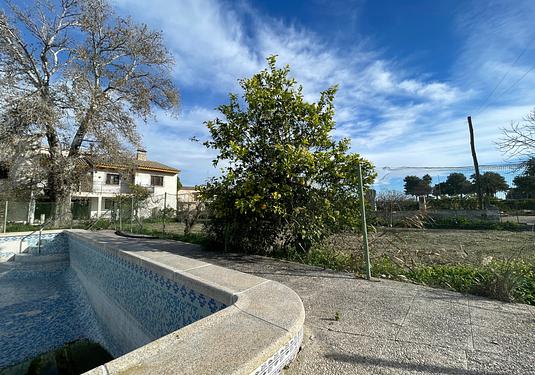 Villa in Benejuzar