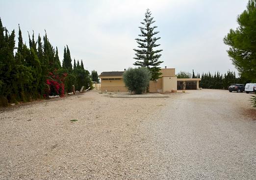 Country house in Almoradi