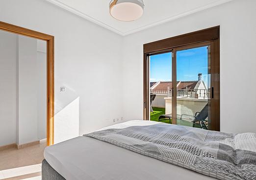 Town house in San Miguel de Salinas