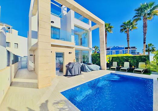 Villa in Cabo Roig