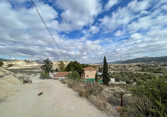 Country house in Abanilla