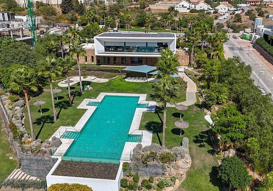 Villa in Benalmadena