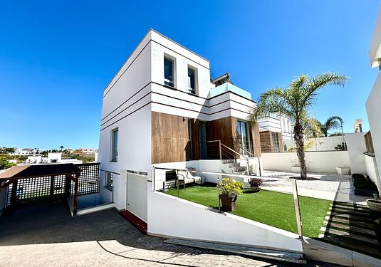 Villa in Villamartin