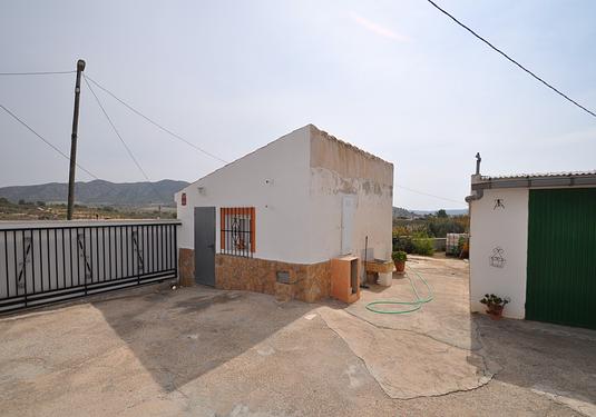 Country house in Abanilla