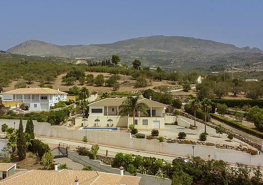 Villa in Periana
