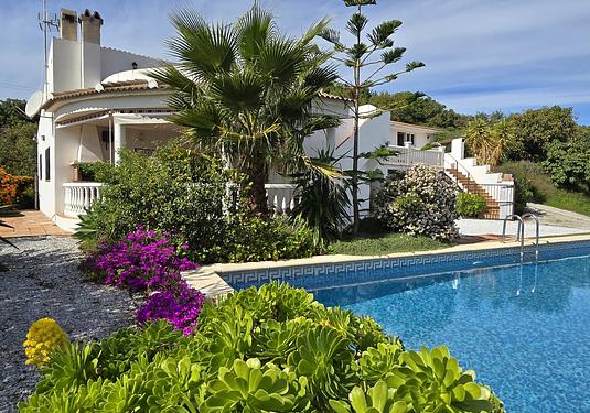 Villa in Benamargosa