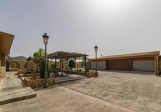 Villa in El Beal