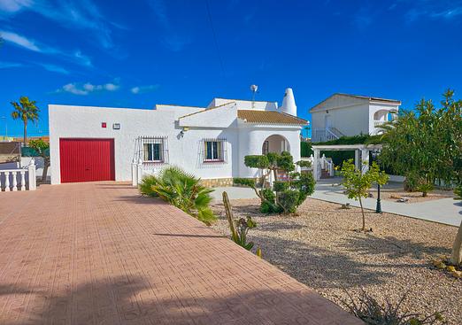 Villa in Torrevieja