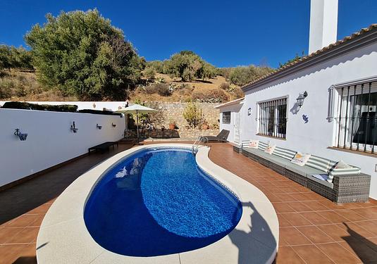 Villa in Mondrón