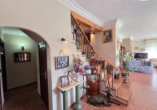 Villa in Elda
